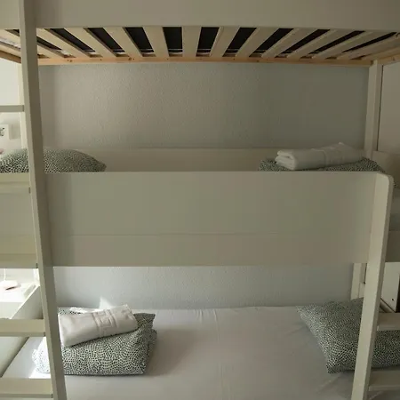 Habitacion Familiar Madrid Exterior photo